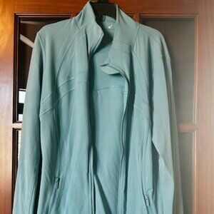 Define Jacket -lululemon